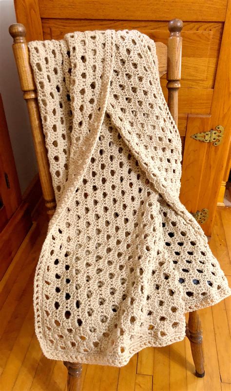 R1 – Sc second ch from hook and each chain across. . Free easy crochet blanket patterns